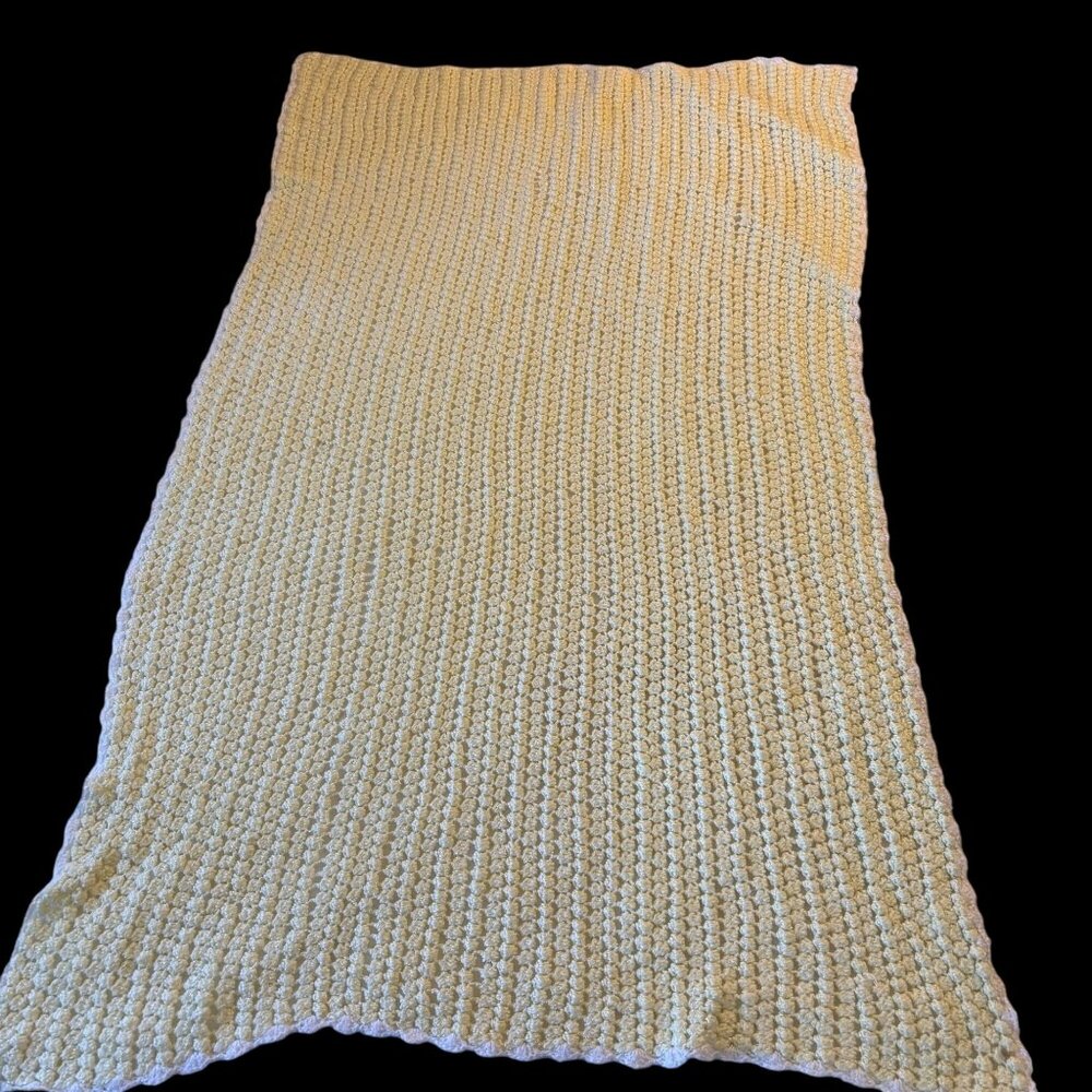 Vintage Handmade Crochet Baby Blanket Yellow White Soft Nursery Rectangle‎ Retro